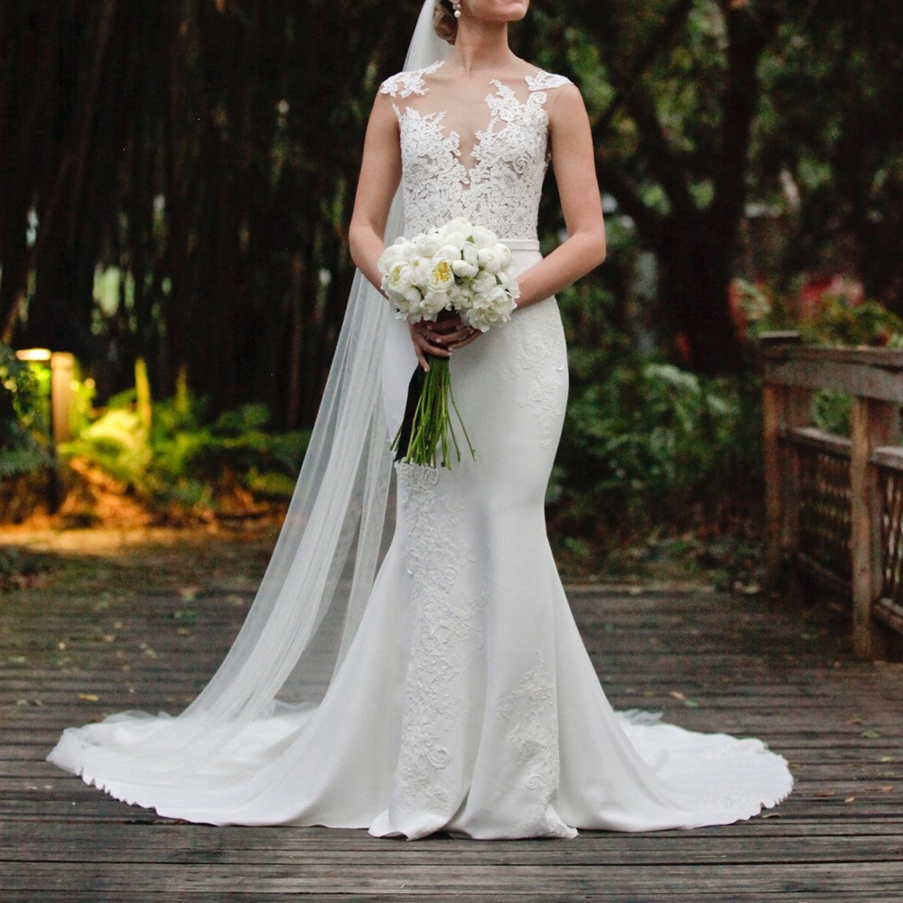 Pronovias Atelier Vicenta Wedding Dress